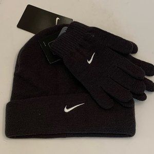 NEW WITH TAGS Nike Boys 2 Piece Beanie and Gloves Set